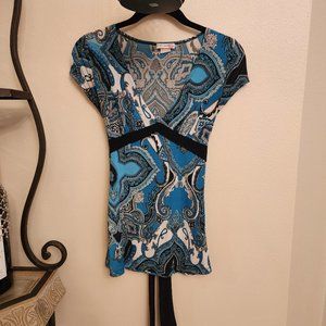 Body Central Print with Tie back Short sleeve Top
